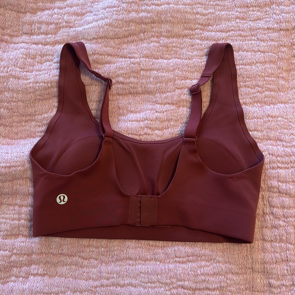 lululemon in alignment straight strap bra in mulled wine - Picture 2 of 5